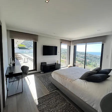 Vue « golf St Tropez » Villa