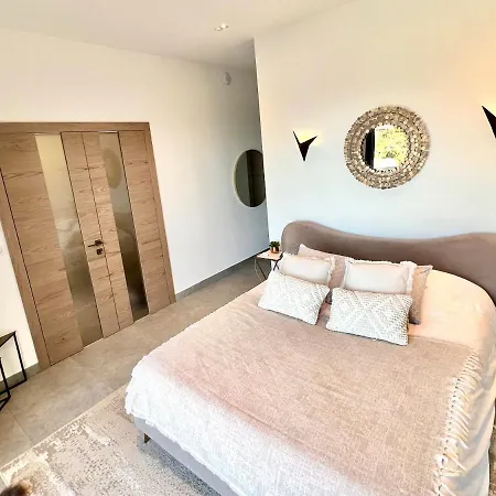 Vue « golf St Tropez » Villa Les Issambres