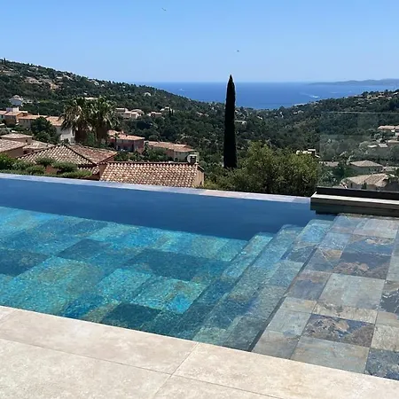 Vue « golf St Tropez » * Les Issambres