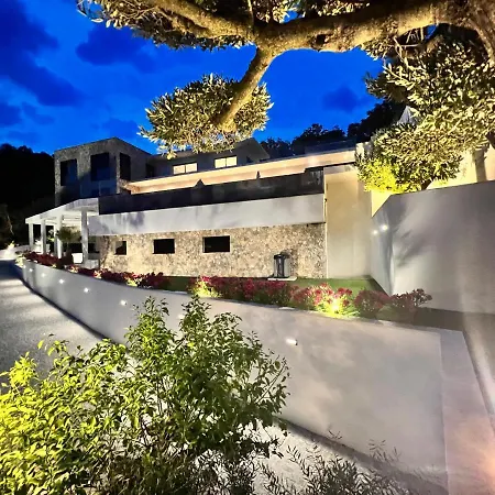 Vue « golf St Tropez » * Les Issambres